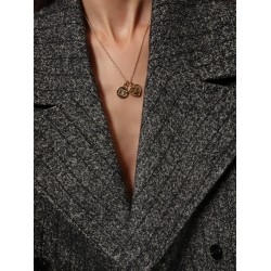 Metal necklace