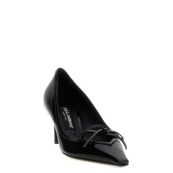 'Mun' pumps