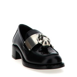 Piercing loafers