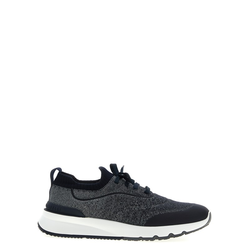 'Runners' sneakers
