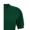 V-pattern T-shirt