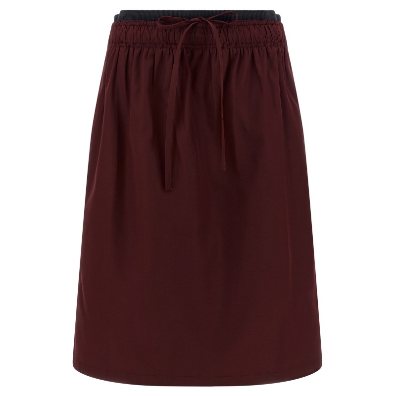Double layer elastic skirt