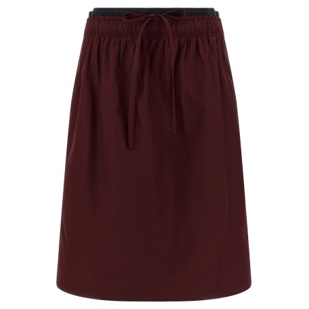 Double layer elastic skirt