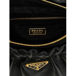 Leather shoulder bag