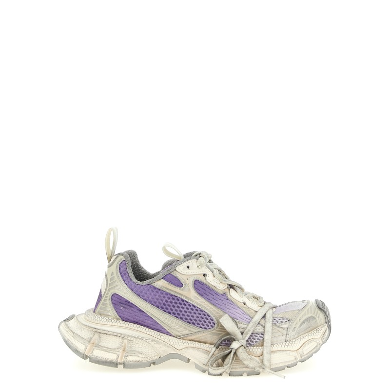 '3XL' sneakers
