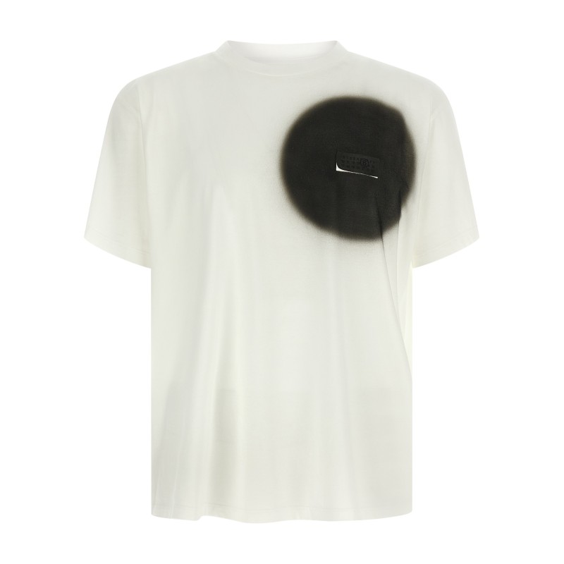'Numeric Signature MM6' spray T-shirt