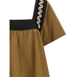 Embroidery top