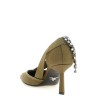 Canvas pumps