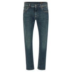 'Essential' jeans