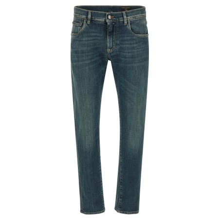 'Essential' jeans