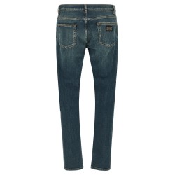'Essential' jeans