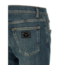 'Essential' jeans