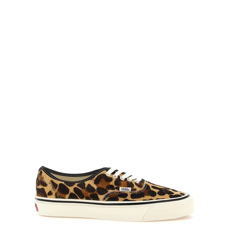 'Authentic Premium' sneakers