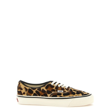 'Authentic Premium' sneakers