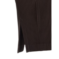 'Wear or Wrap' jacket