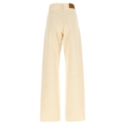 V-shaped waist jeans