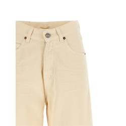V-shaped waist jeans