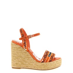 'Maiolica' wedges
