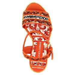 'Maiolica' wedges