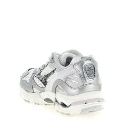 'Wave Rider 10' sneakers