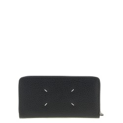 Stitching logo wallet