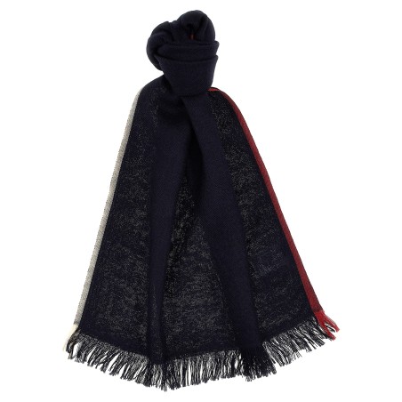 Contrast border scarf