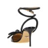 'Double Bow' pumps