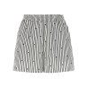 Short stripes