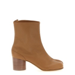 'Tabi' ankle boots