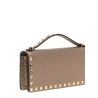 Valentino Garavani 'Rockstud' wallet on chain