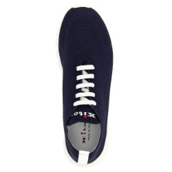 'Fits' sneakers