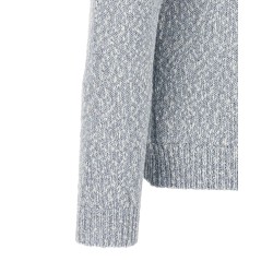 Two-tone yarn sweater