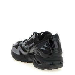 'Wave Rider 10' sneakers