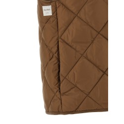 'Tregic' vest