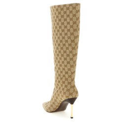 'Bombshell' boots