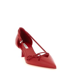 Open pumps at the sides