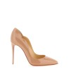 'Hot Chick' pumps