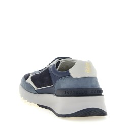 'Runners' sneakers