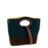 'Knotty' clutch
