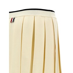 Knitted pleated skirt