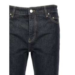 'Low Taper' jeans