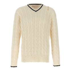 'V' neckline sweater