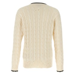 'V' neckline sweater