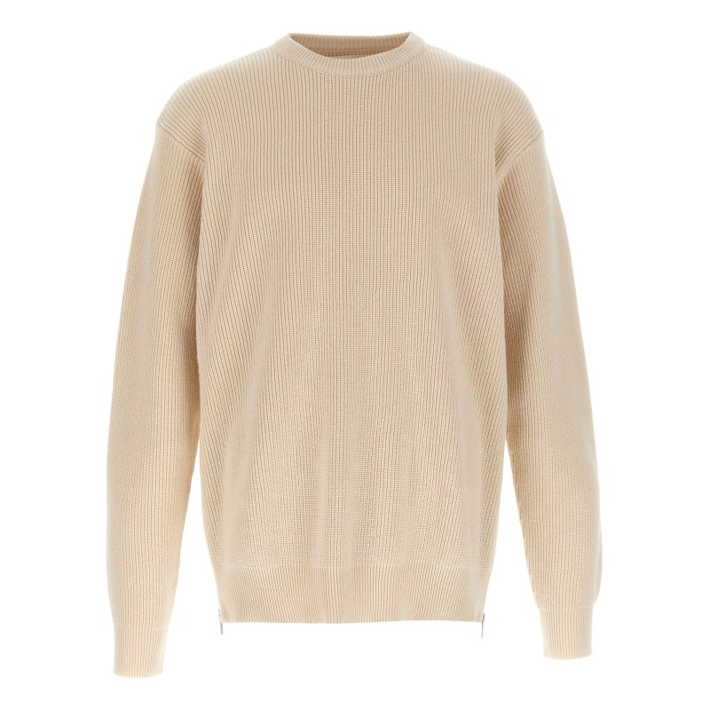 Zip sweater