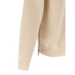 Zip sweater