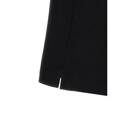 Logo embroidery t-shirt