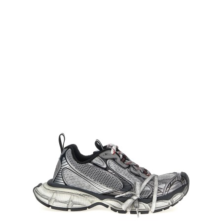 '3XL' sneakers