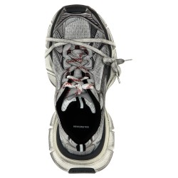 '3XL' sneakers