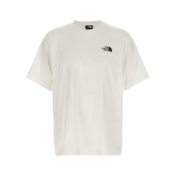 'North Faces' T-shirt
