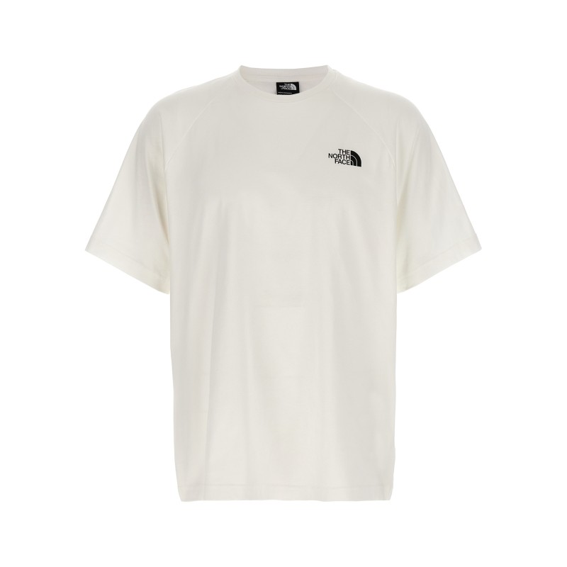 'North Faces' T-shirt